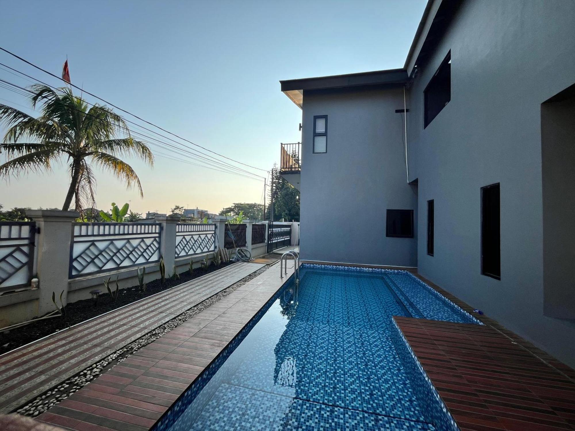 Cigombong Villa Cassandra מראה חיצוני תמונה