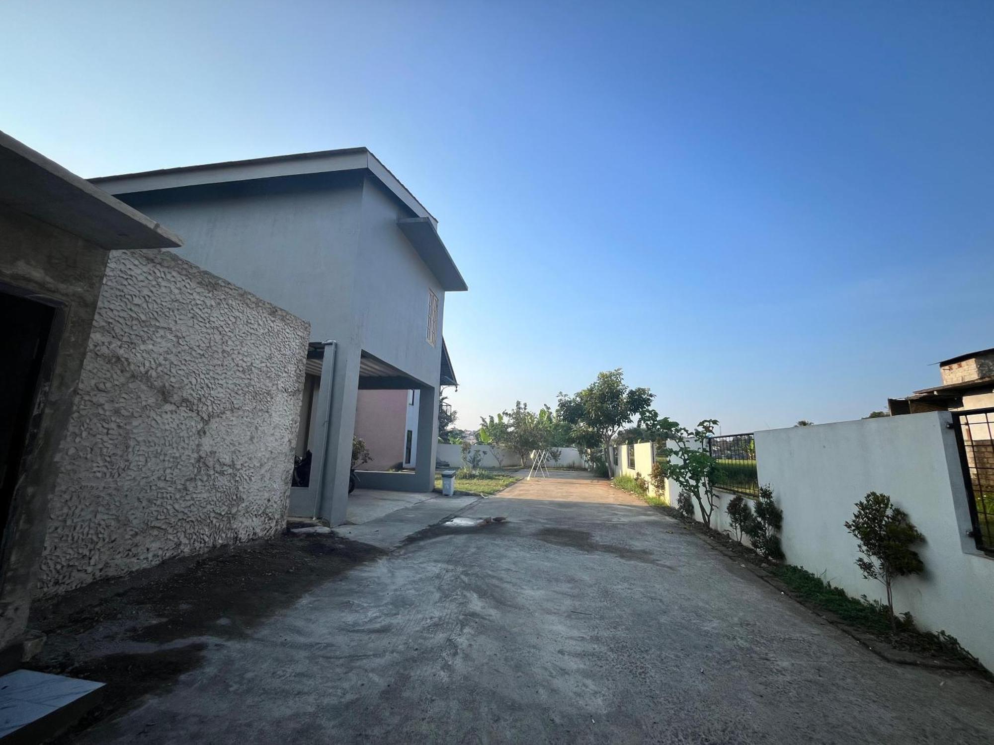 Cigombong Villa Cassandra מראה חיצוני תמונה